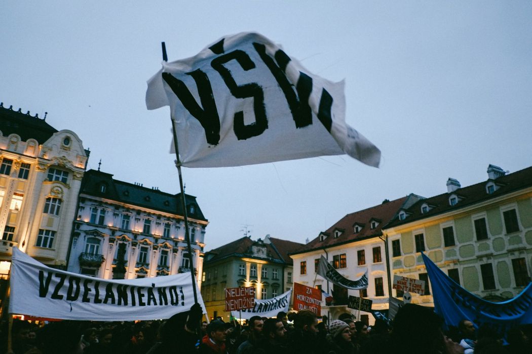 Fotografia z protestov spojených s učiteľským štrajkom v roku 2016