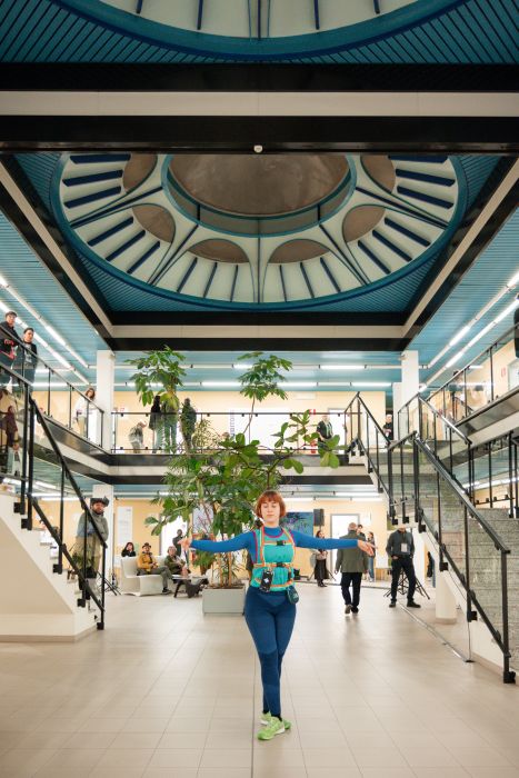 Just Dance, performancia